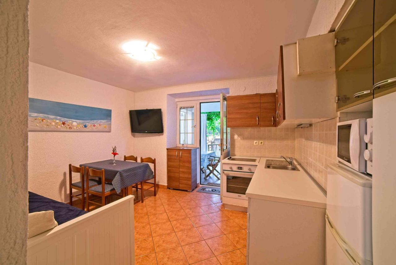 Beach Villa Ema Supetarska Draga Kültér fotó