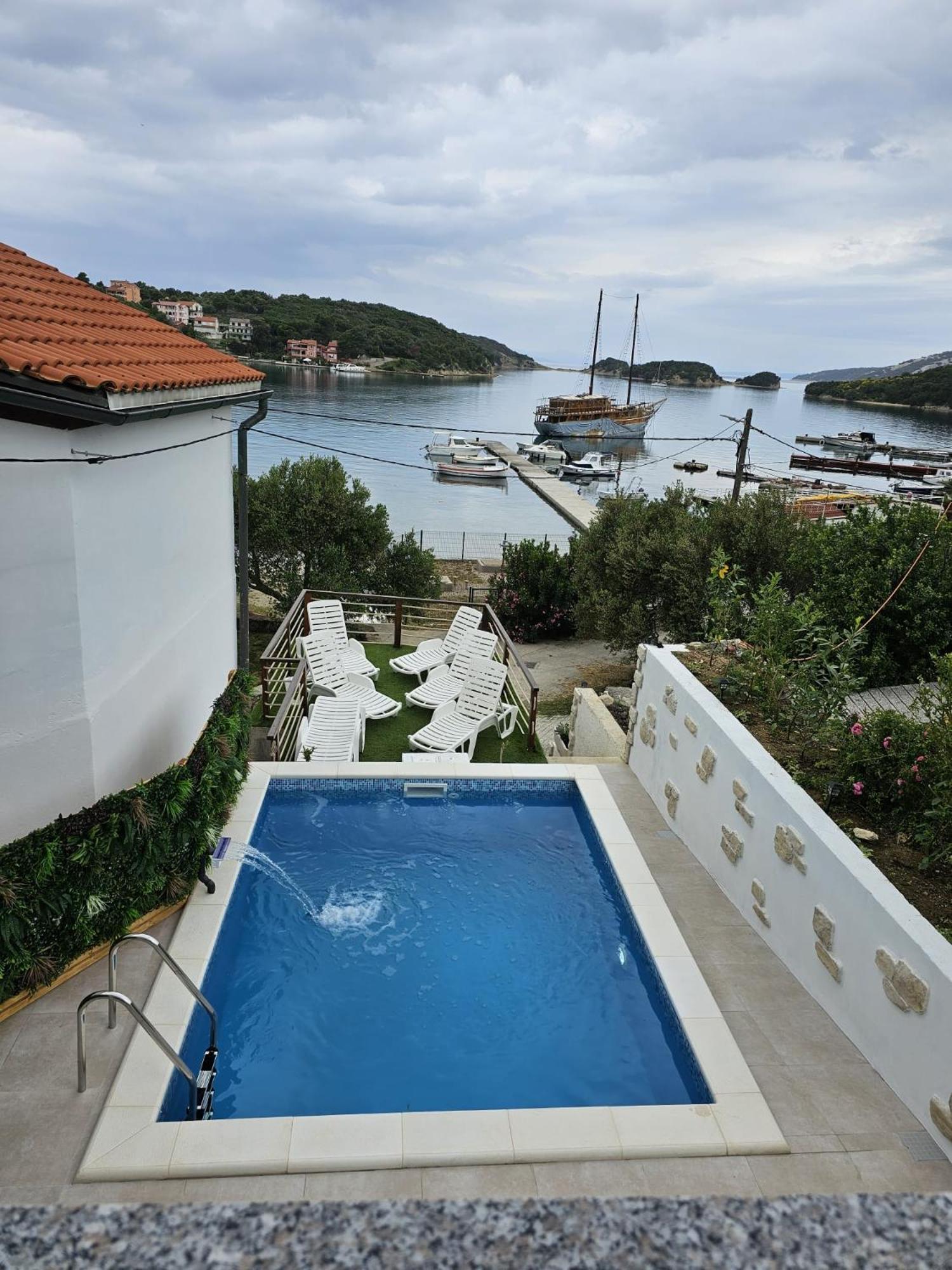Beach Villa Ema Supetarska Draga Kültér fotó